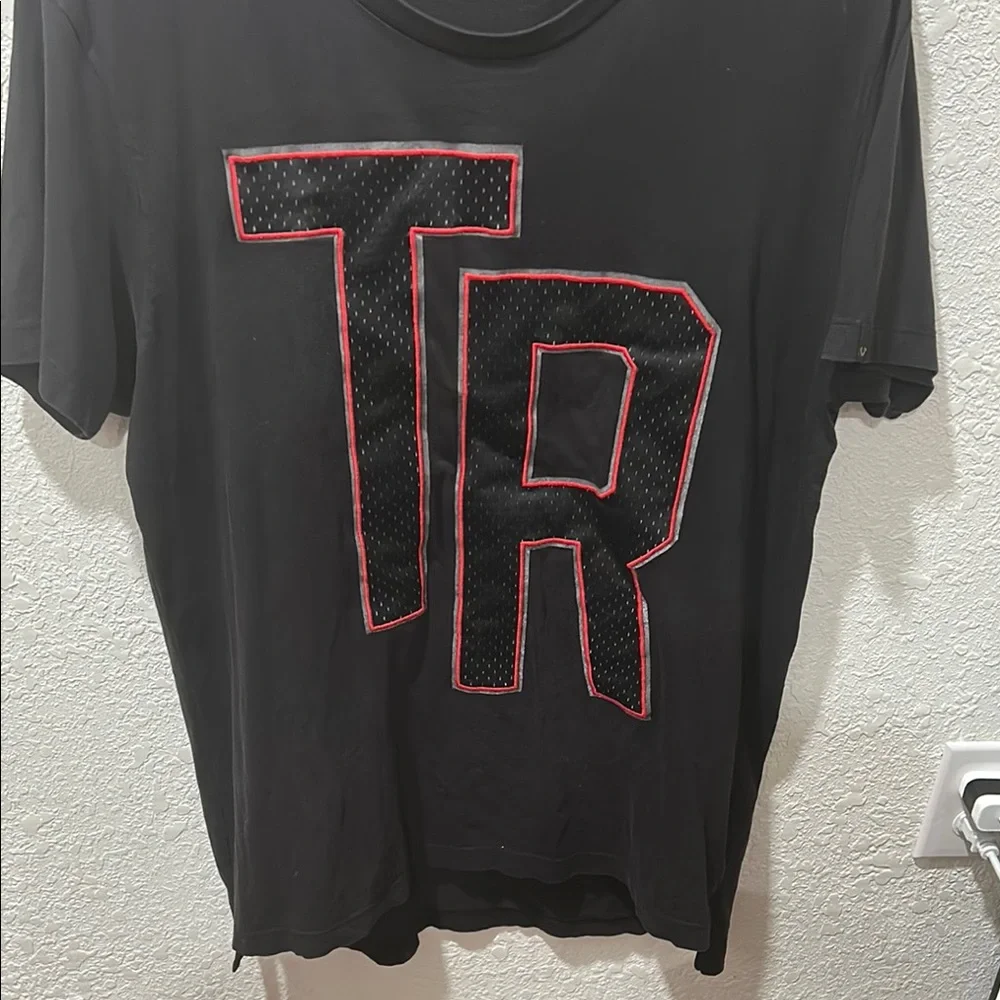 True Religion Black T-Shirt with Red Accents Men’s size L GUC..